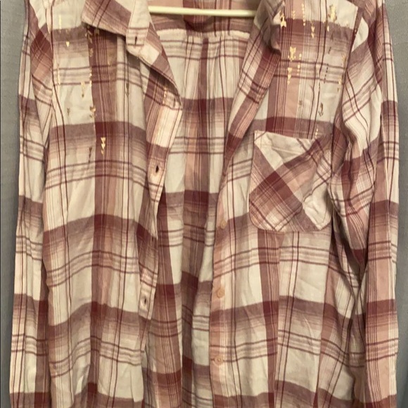 Clothes - Picture 8 of 16